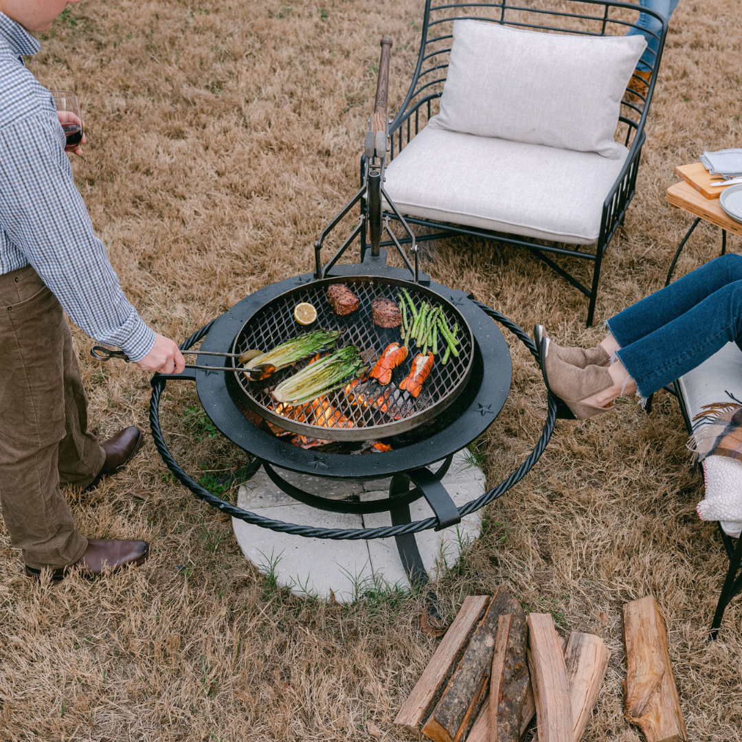 Outdoor fire pit with cooking grate online