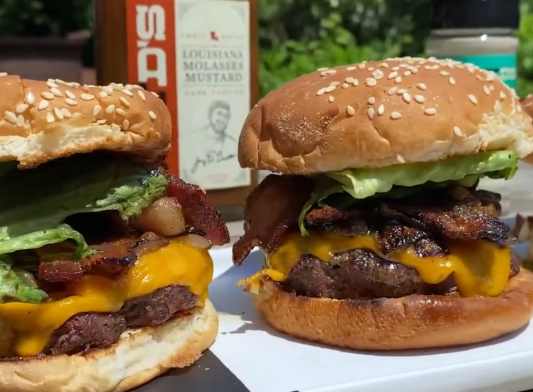 Cajun Cheddar Burger